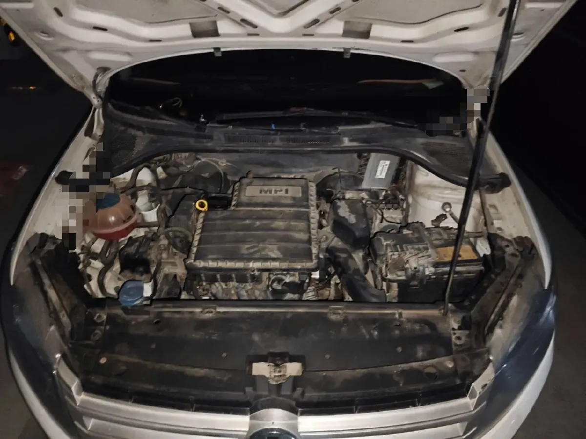 2013 Volkswagen Santana 1.4L 90HP L4 5MT,autocango,china used car exporter,china ev exporter,chinese used car exporter,chinese used ev exporter