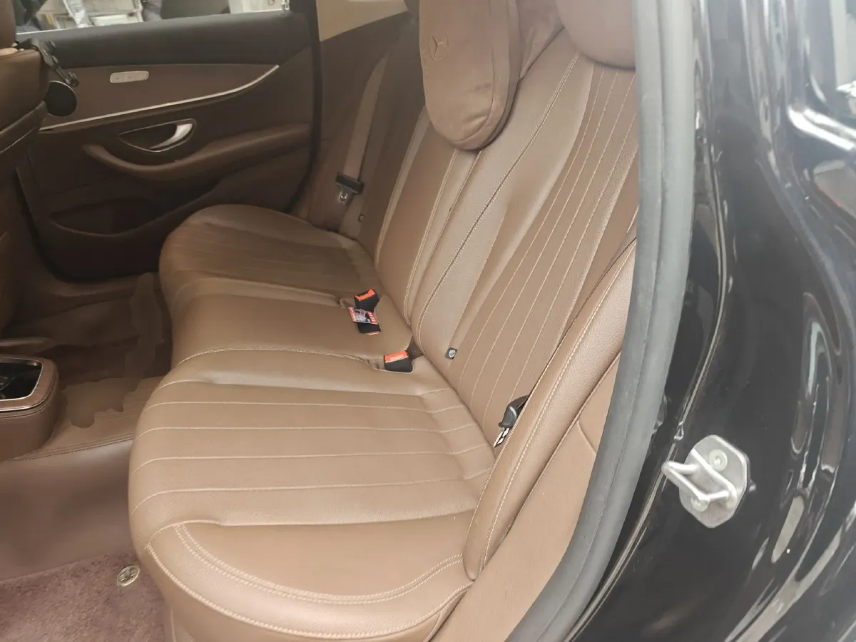 2022 Mercedes-Benz E Class 2.0T 258HP L4 9AT,autocango,china used car exporter,china ev exporter,chinese used car exporter,chinese used ev exporter