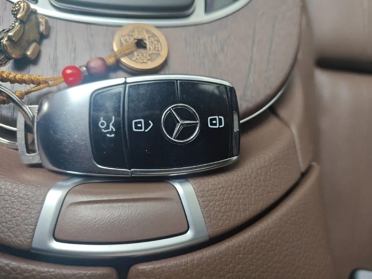 2022 Mercedes-Benz E Class 2.0T 258HP L4 9AT,autocango,china used car exporter,china ev exporter,chinese used car exporter,chinese used ev exporter