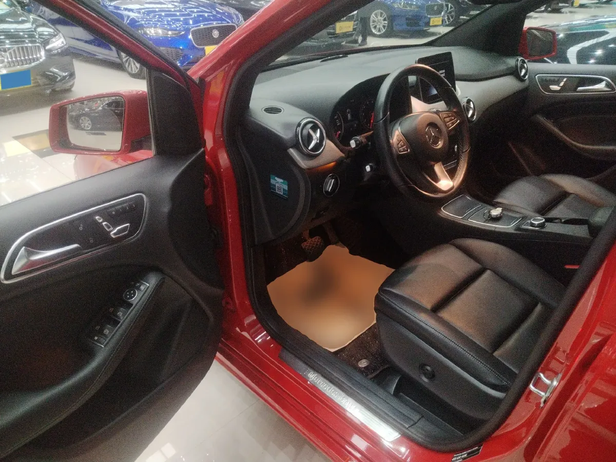 2019 Mercedes-Benz B Class 1.6T 156HP L4 7DCT,autocango,china used car exporter,china ev exporter,chinese used car exporter,chinese used ev exporter