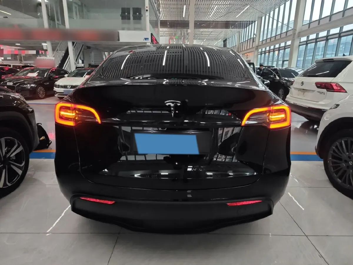 2022 Tesla Model Y BEV 60KWH,autocango,china used car exporter,china ev exporter,chinese used car exporter,chinese used ev exporter