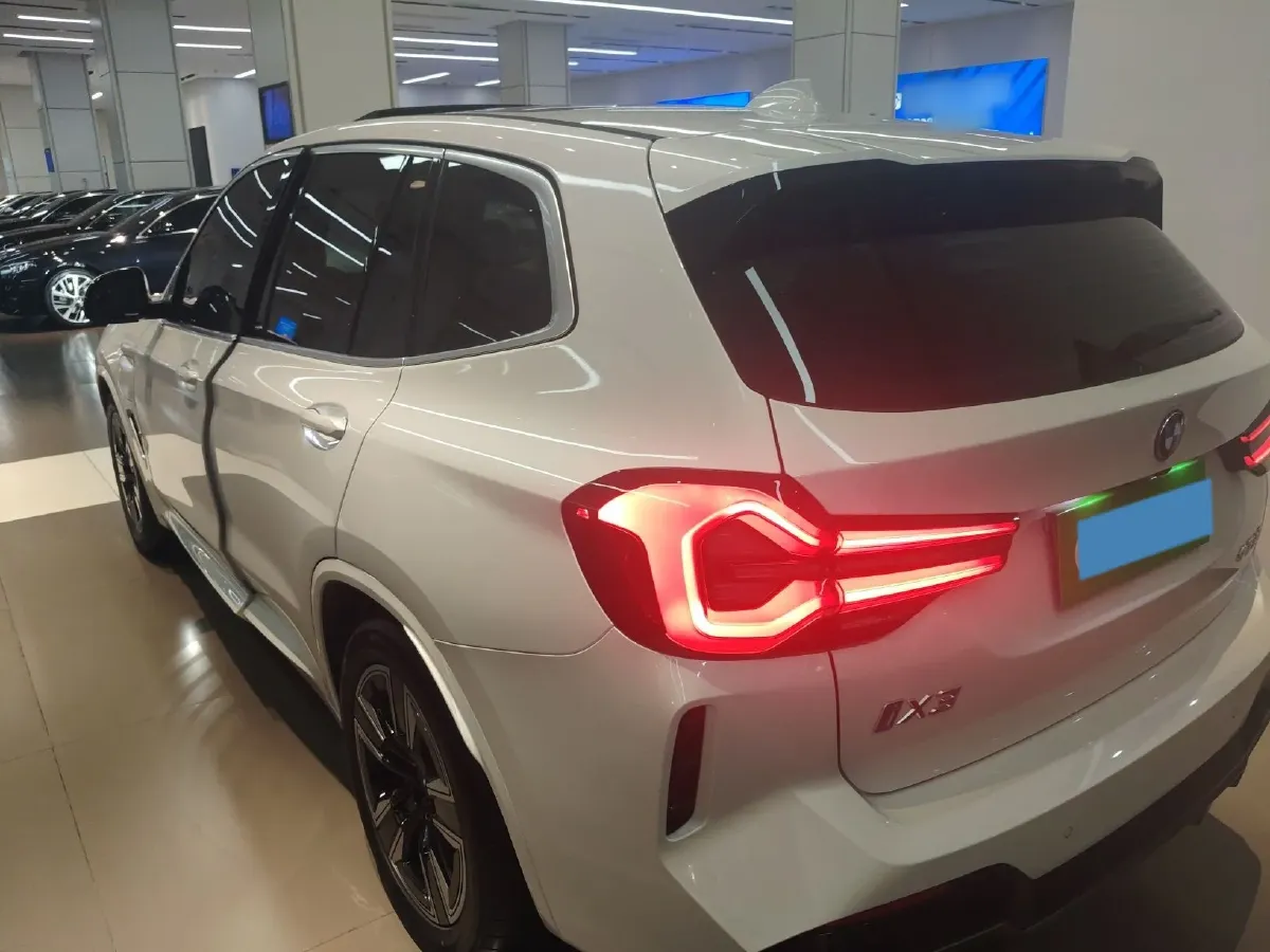 2024 BMW iX3 BEV 80KWH,autocango,china used car exporter,china ev exporter,chinese used car exporter,chinese used ev exporter