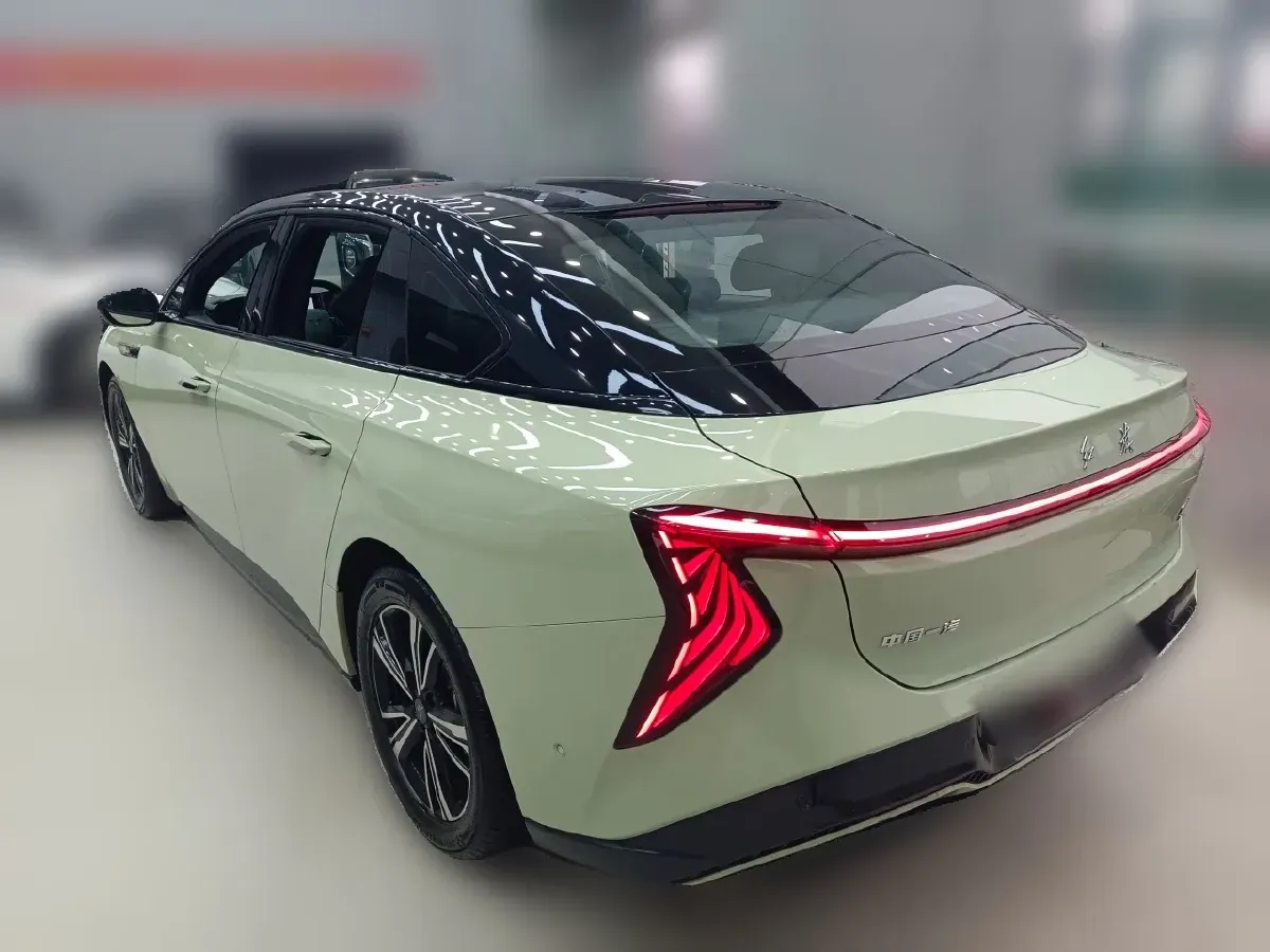 2024 HongQi EH7 BEV 111KWH,autocango,china used car exporter,china ev exporter,chinese used car exporter,chinese used ev exporter