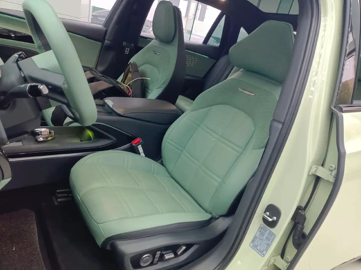 2024 HongQi EH7 BEV 111KWH,autocango,china used car exporter,china ev exporter,chinese used car exporter,chinese used ev exporter