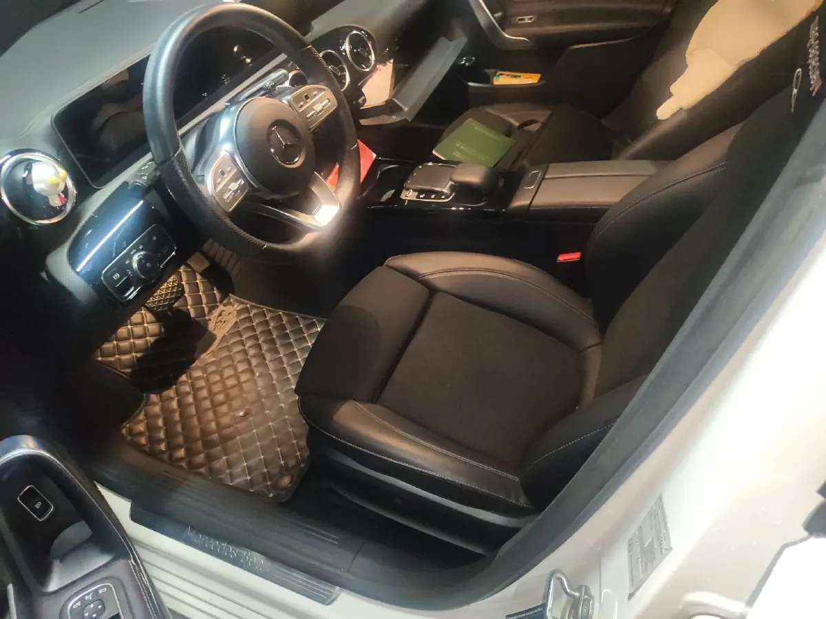 2019 Mercedes-Benz A Class 1.3T 163HP L4 7DCT,autocango,china used car exporter,china ev exporter,chinese used car exporter,chinese used ev exporter