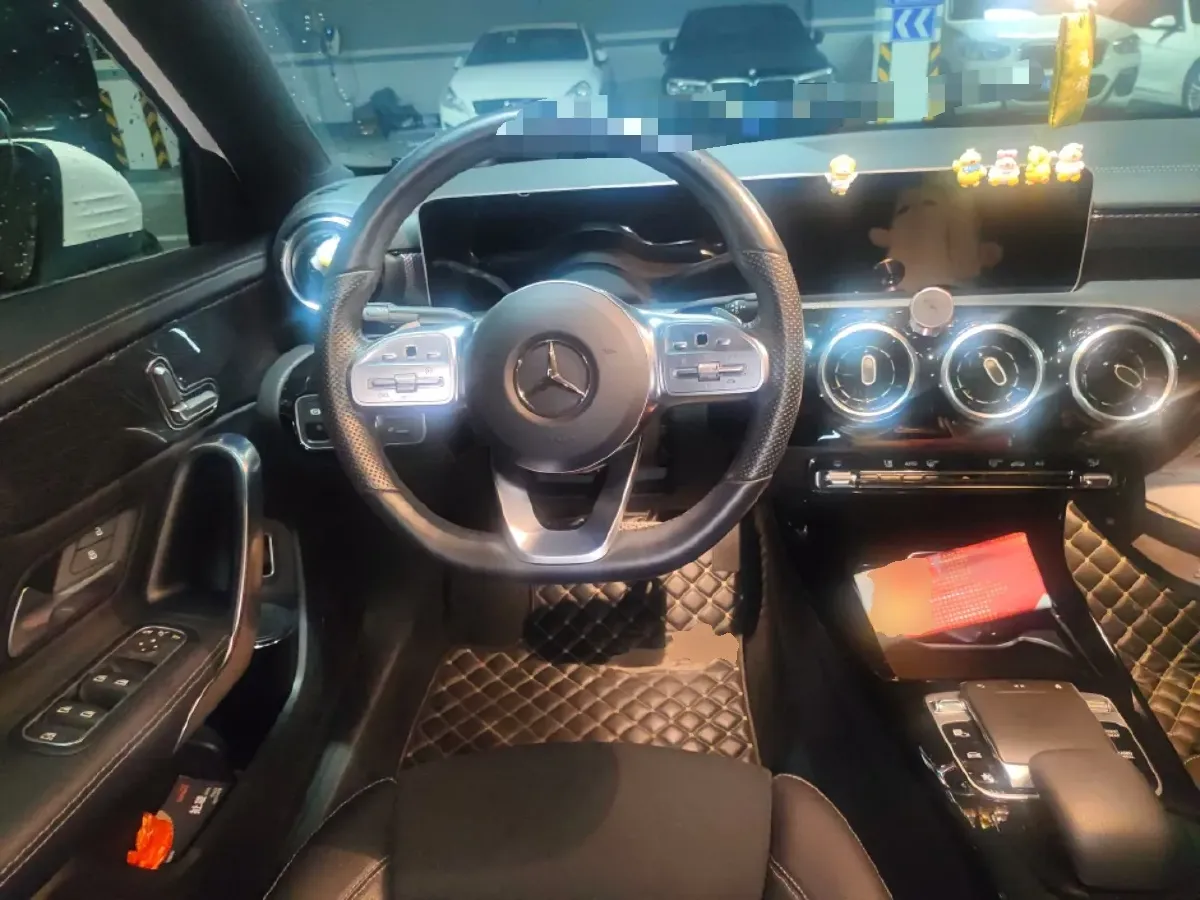 2019 Mercedes-Benz A Class 1.3T 163HP L4 7DCT,autocango,china used car exporter,china ev exporter,chinese used car exporter,chinese used ev exporter