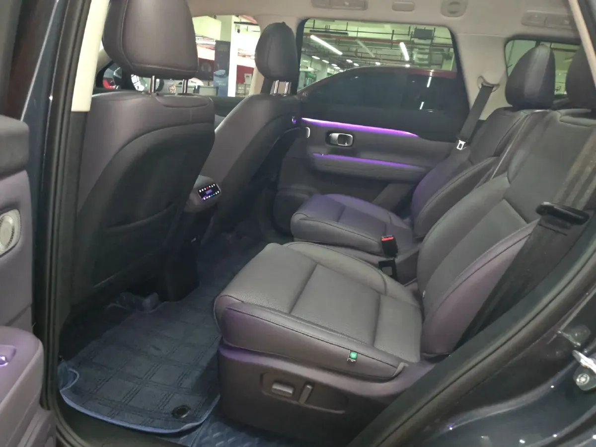 2024 Leapmotor C16 BEV 67.7KWH,autocango,china used car exporter,china ev exporter,chinese used car exporter,chinese used ev exporter