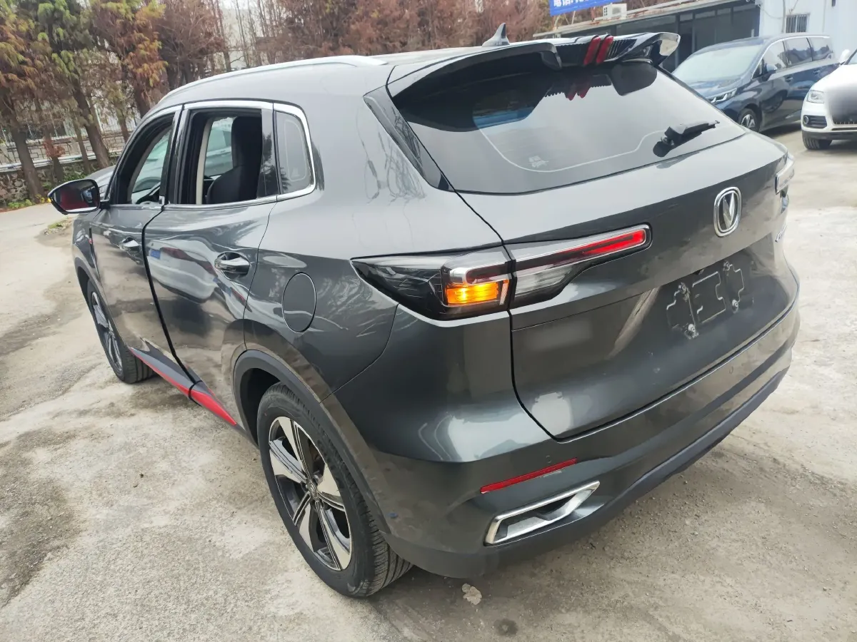2022 ChangAn CS55 Plus 1.5T 188HP L4 7DCT,autocango,china used car exporter,china ev exporter,chinese used car exporter,chinese used ev exporter