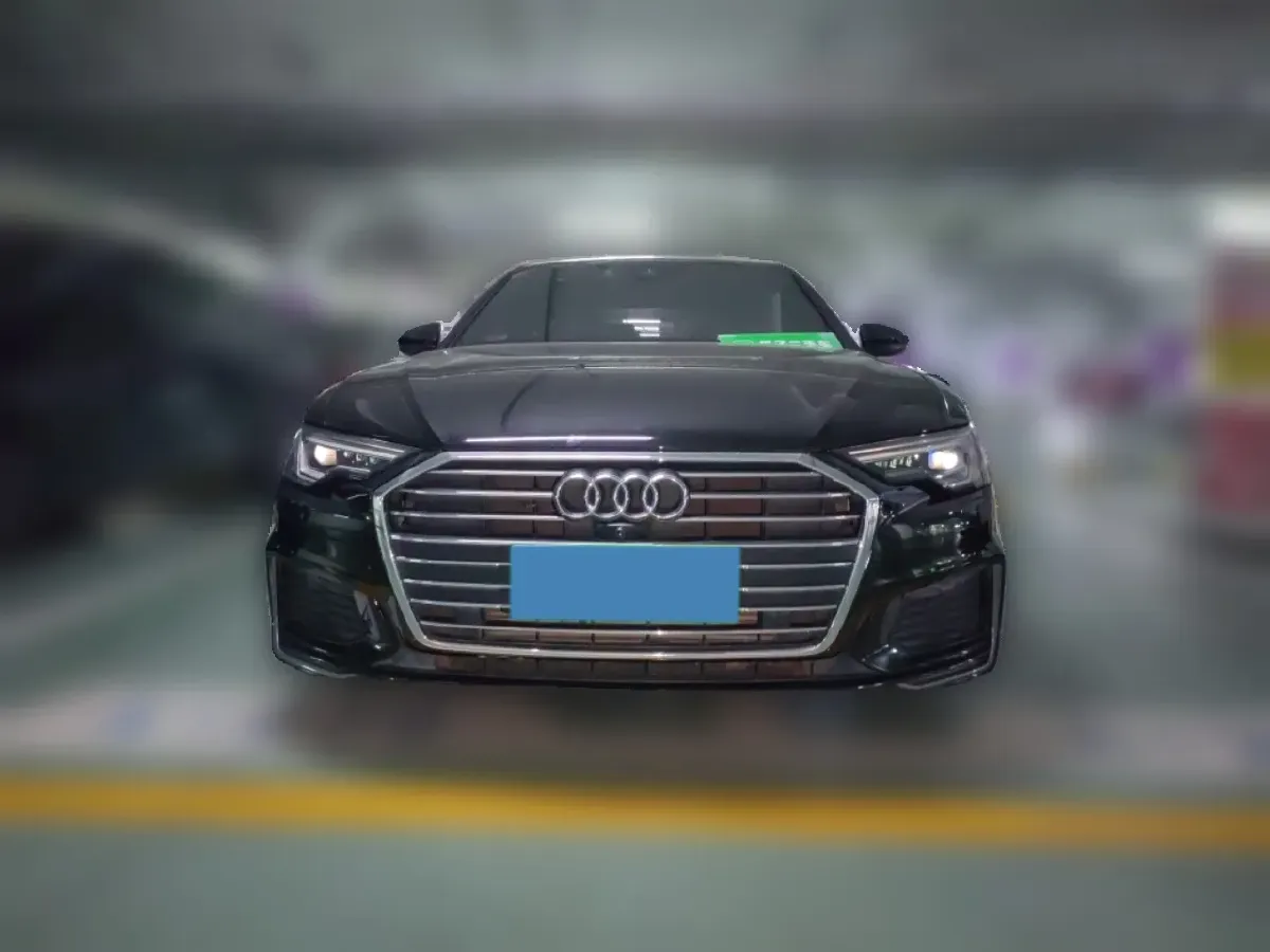 2020 Audi A6L 2.0T 224HP L4 7DCT,autocango,china used car exporter,china ev exporter,chinese used car exporter,chinese used ev exporter