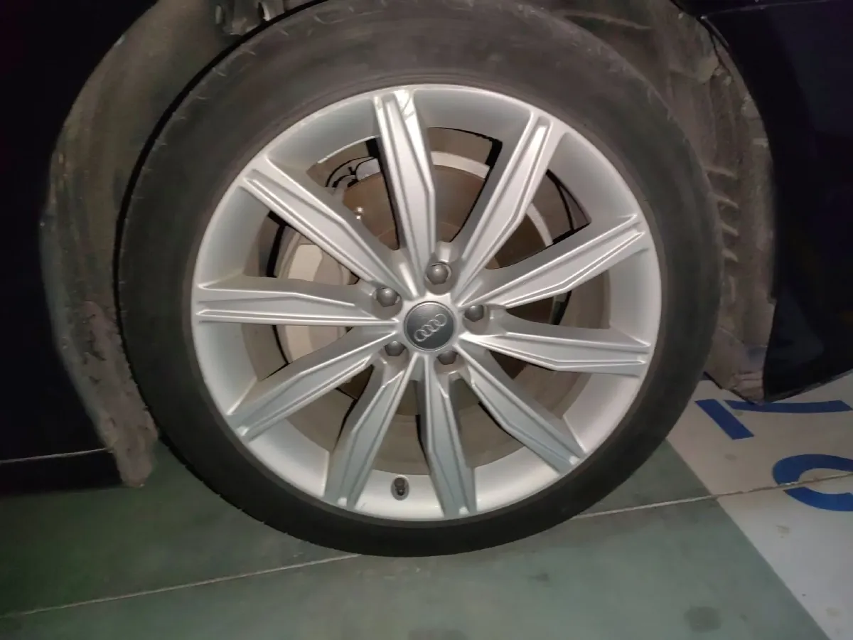 2020 Audi A6L 2.0T 224HP L4 7DCT,autocango,china used car exporter,china ev exporter,chinese used car exporter,chinese used ev exporter