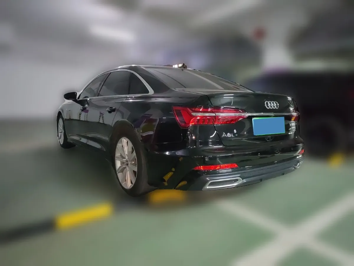 2020 Audi A6L 2.0T 224HP L4 7DCT,autocango,china used car exporter,china ev exporter,chinese used car exporter,chinese used ev exporter