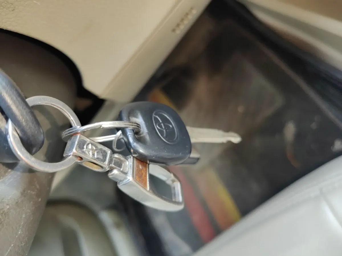 2013 Toyota Camry 2.0L 147HP L4 4AT,autocango,china used car exporter,china ev exporter,chinese used car exporter,chinese used ev exporter