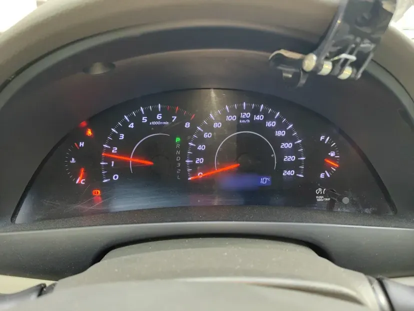 2013 Toyota Camry 2.0L 147HP L4 4AT,autocango,china used car exporter,china ev exporter,chinese used car exporter,chinese used ev exporter