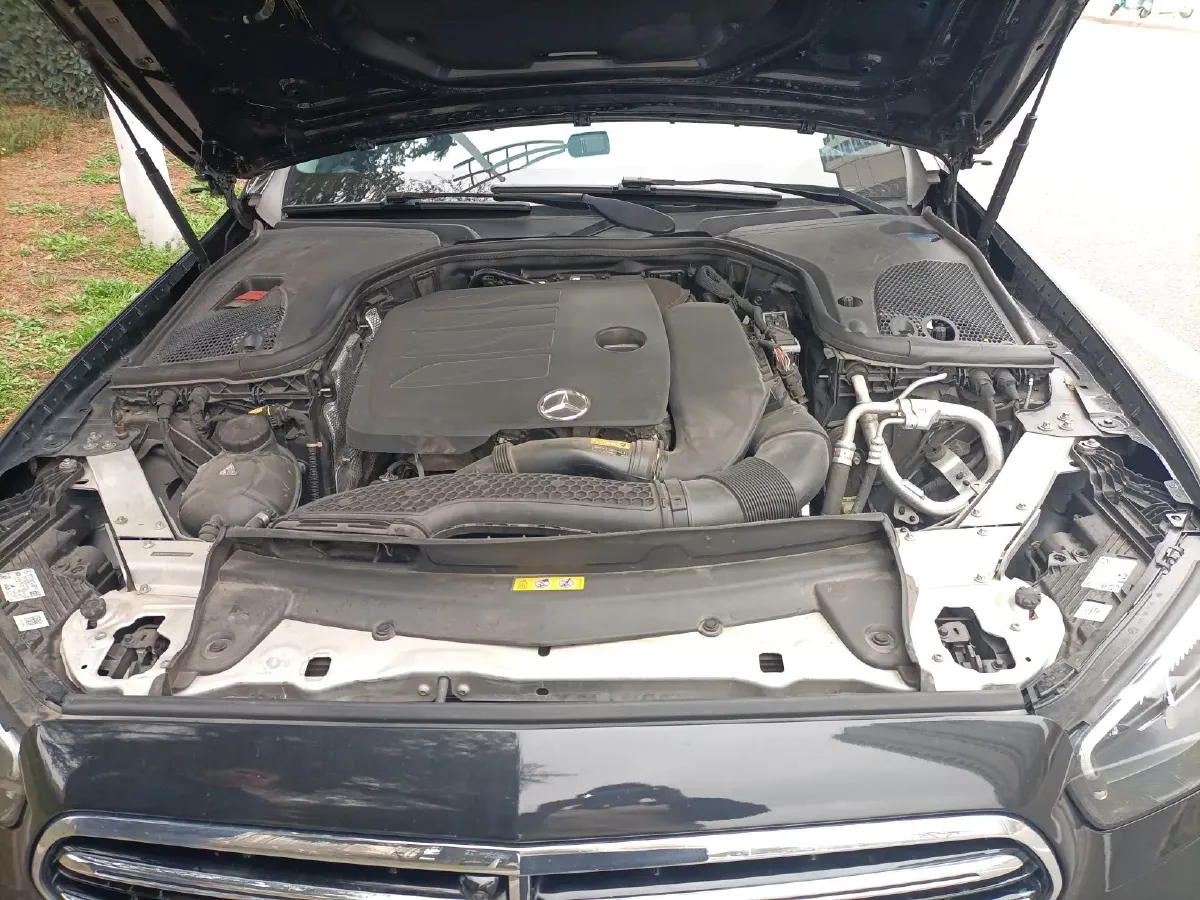 2021 Mercedes-Benz E Class 2.0T 258HP L4 9AT,autocango,china used car exporter,china ev exporter,chinese used car exporter,chinese used ev exporter