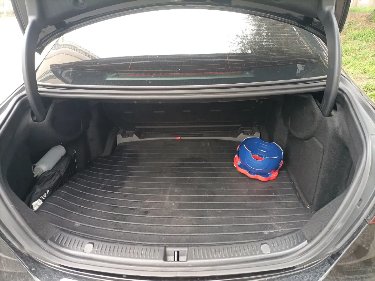 2021 Mercedes-Benz E Class 2.0T 258HP L4 9AT,autocango,china used car exporter,china ev exporter,chinese used car exporter,chinese used ev exporter