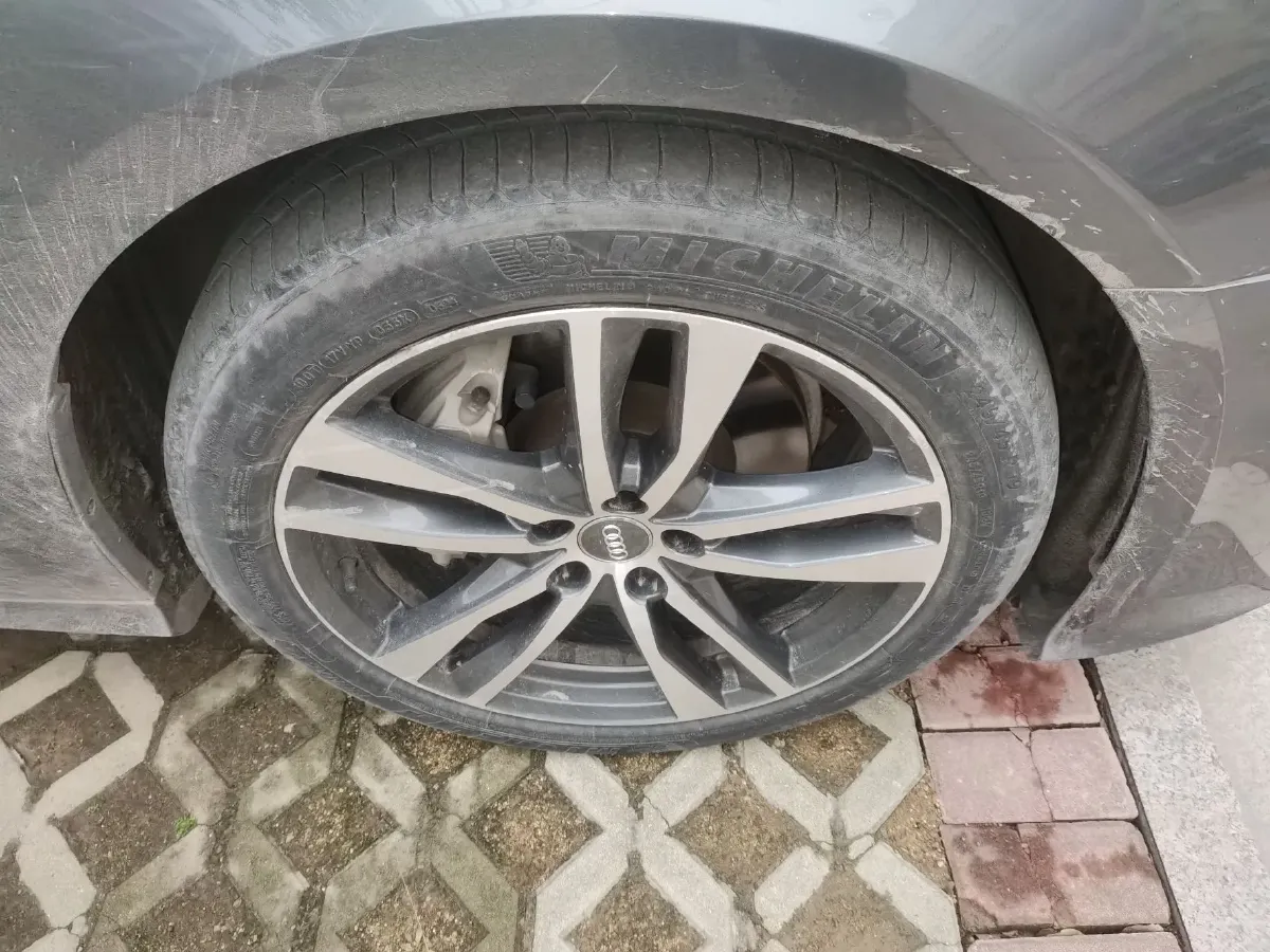 2019 Audi A6L 2.0T 224HP L4 7DCT,autocango,china used car exporter,china ev exporter,chinese used car exporter,chinese used ev exporter