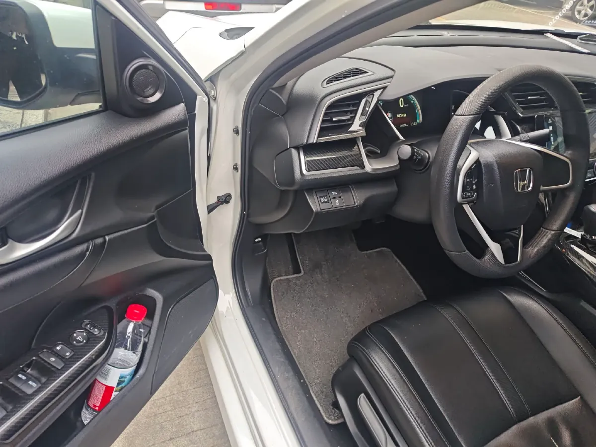 2016 Honda Civic 1.5T 177HP L4 CVT,autocango,china used car exporter,china ev exporter,chinese used car exporter,chinese used ev exporter