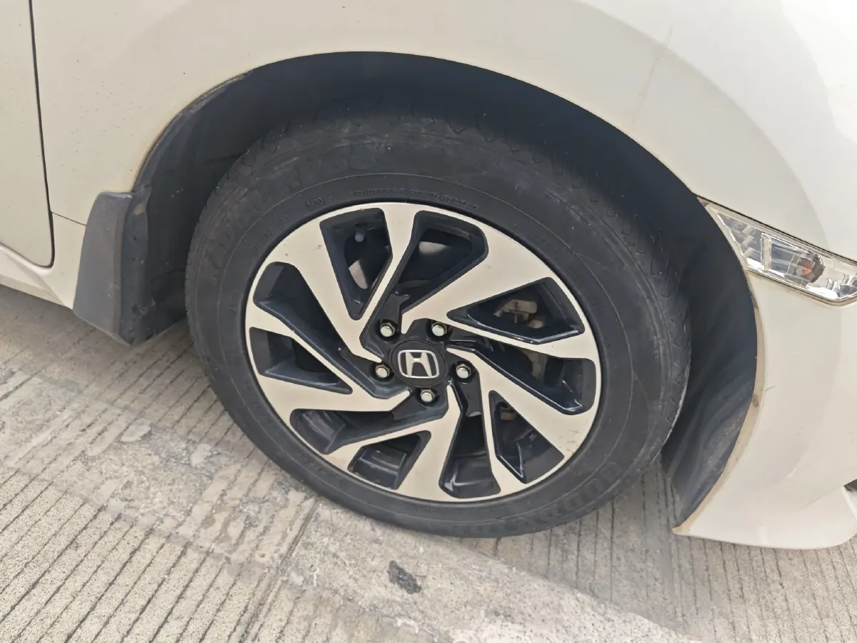 2016 Honda Civic 1.5T 177HP L4 CVT,autocango,china used car exporter,china ev exporter,chinese used car exporter,chinese used ev exporter