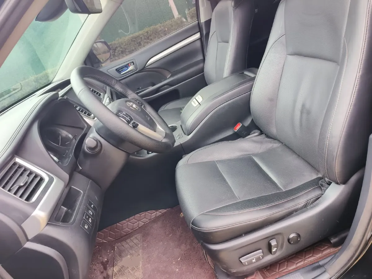 2018 Toyota Highlander 2.0T 220HP L4 6AT,autocango,china used car exporter,china ev exporter,chinese used car exporter,chinese used ev exporter