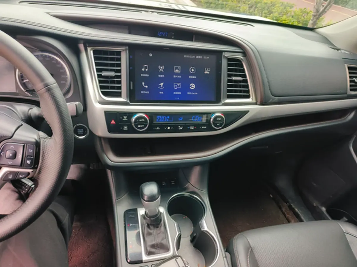 2018 Toyota Highlander 2.0T 220HP L4 6AT,autocango,china used car exporter,china ev exporter,chinese used car exporter,chinese used ev exporter