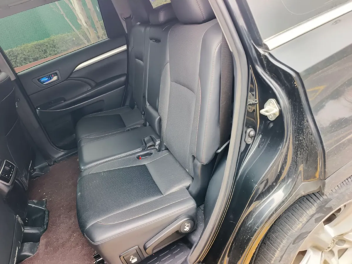 2018 Toyota Highlander 2.0T 220HP L4 6AT,autocango,china used car exporter,china ev exporter,chinese used car exporter,chinese used ev exporter