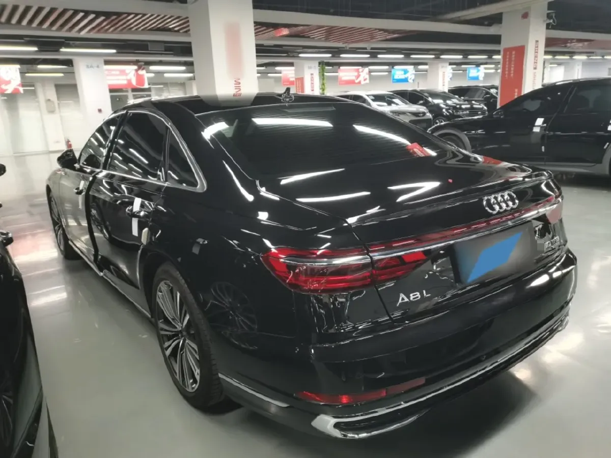 2023 Audi A8 3.0T 286HP V6 8AT,autocango,china used car exporter,china ev exporter,chinese used car exporter,chinese used ev exporter