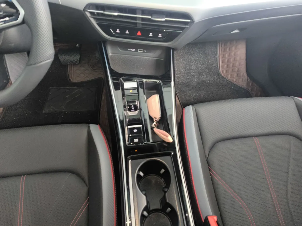 2024 Volkswagen Lamando 1.4T 150HP L4 7DCT,autocango,china used car exporter,china ev exporter,chinese used car exporter,chinese used ev exporter