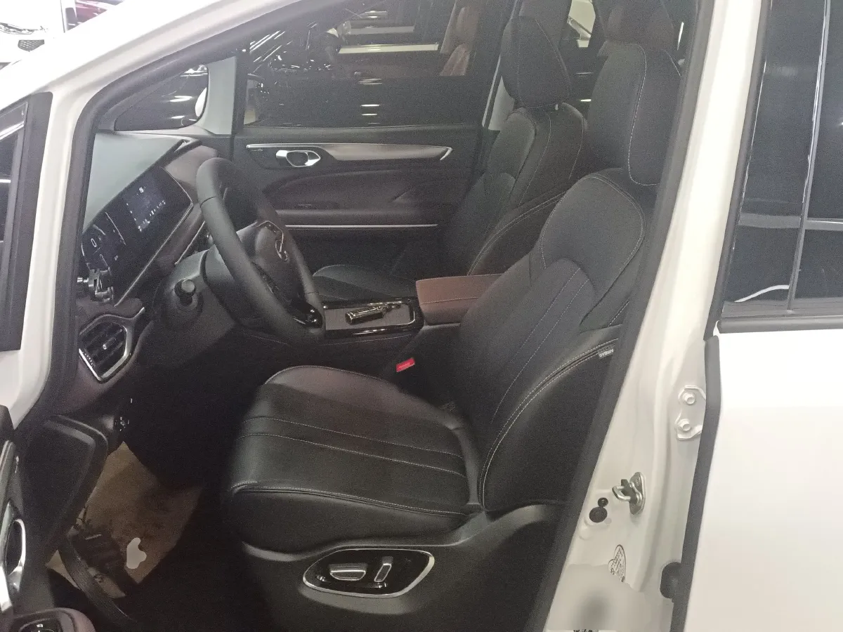 2023 GAC Trumpchi M6 1.5T 177HP L4 7DCT,autocango,china used car exporter,china ev exporter,chinese used car exporter,chinese used ev exporter