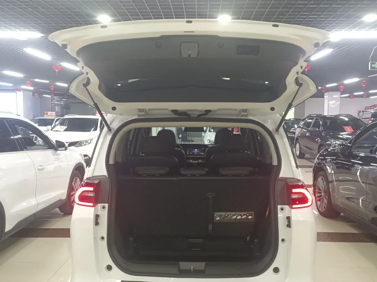 2023 GAC Trumpchi M6 1.5T 177HP L4 7DCT,autocango,china used car exporter,china ev exporter,chinese used car exporter,chinese used ev exporter