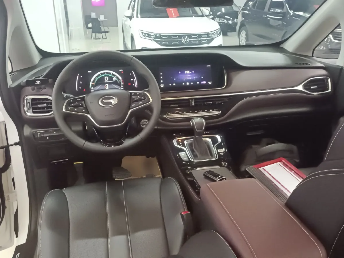 2023 GAC Trumpchi M6 1.5T 177HP L4 7DCT,autocango,china used car exporter,china ev exporter,chinese used car exporter,chinese used ev exporter