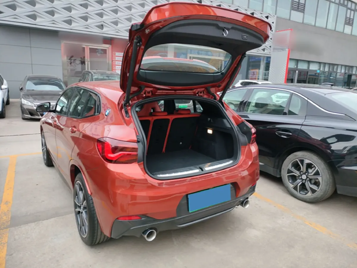 2021 BMW X2 2.0T 192HP L4 7DCT,autocango,china used car exporter,china ev exporter,chinese used car exporter,chinese used ev exporter