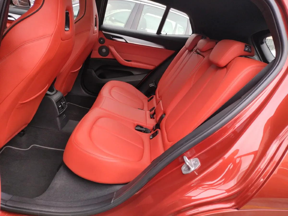 2021 BMW X2 2.0T 192HP L4 7DCT,autocango,china used car exporter,china ev exporter,chinese used car exporter,chinese used ev exporter