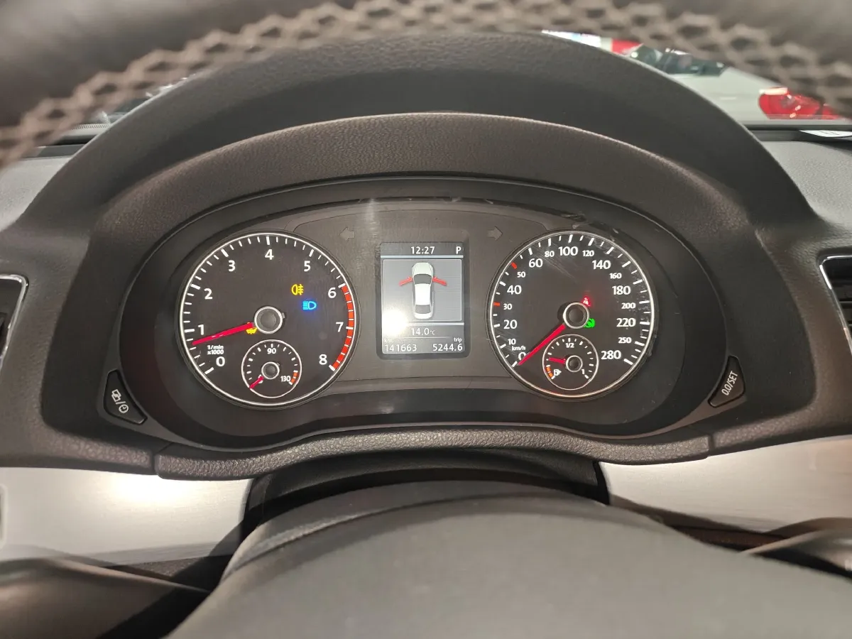 2014 Volkswagen Passat 1.8T 160HP L4 7DCT,autocango,china used car exporter,china ev exporter,chinese used car exporter,chinese used ev exporter