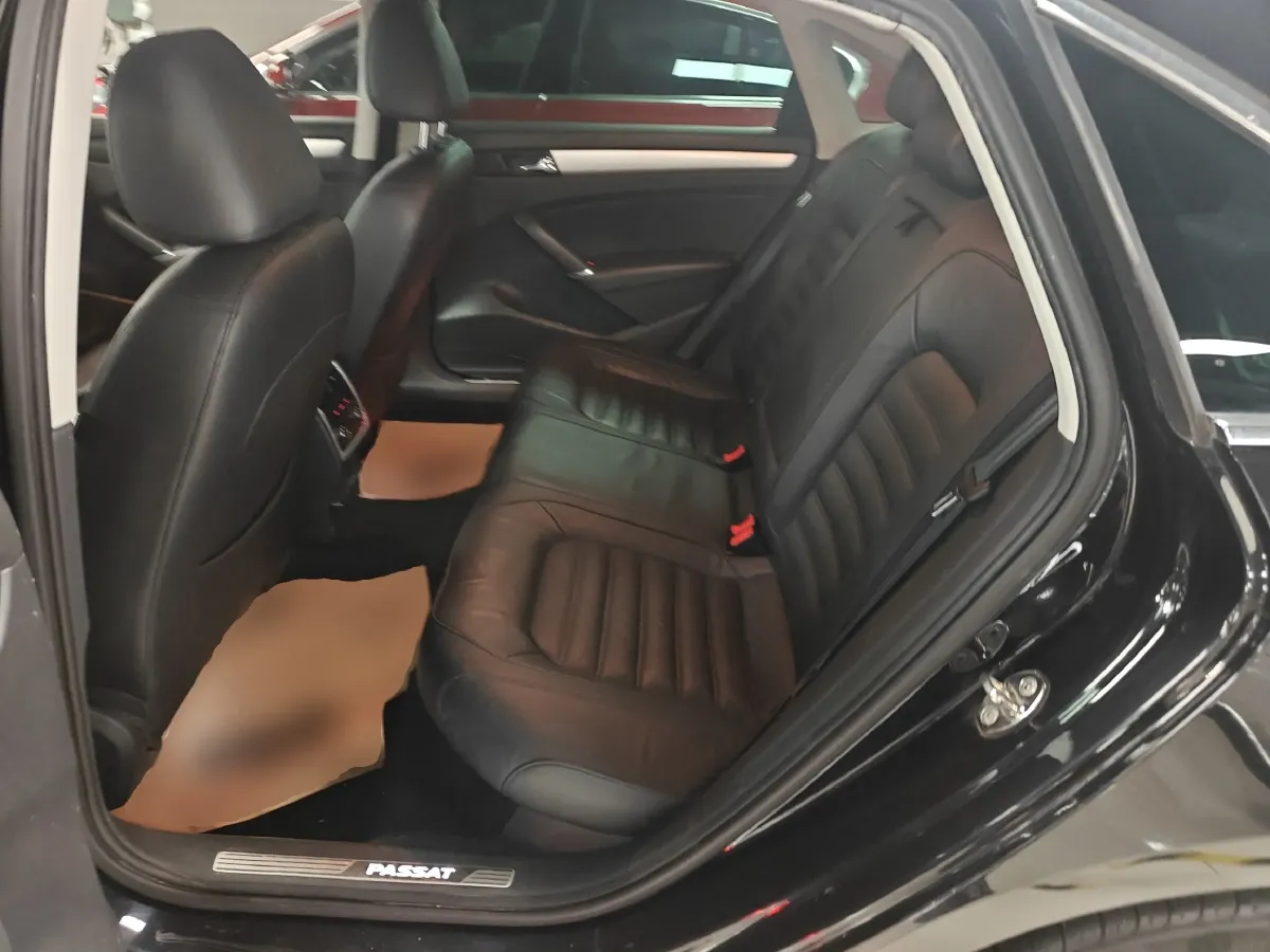 2014 Volkswagen Passat 1.8T 160HP L4 7DCT,autocango,china used car exporter,china ev exporter,chinese used car exporter,chinese used ev exporter