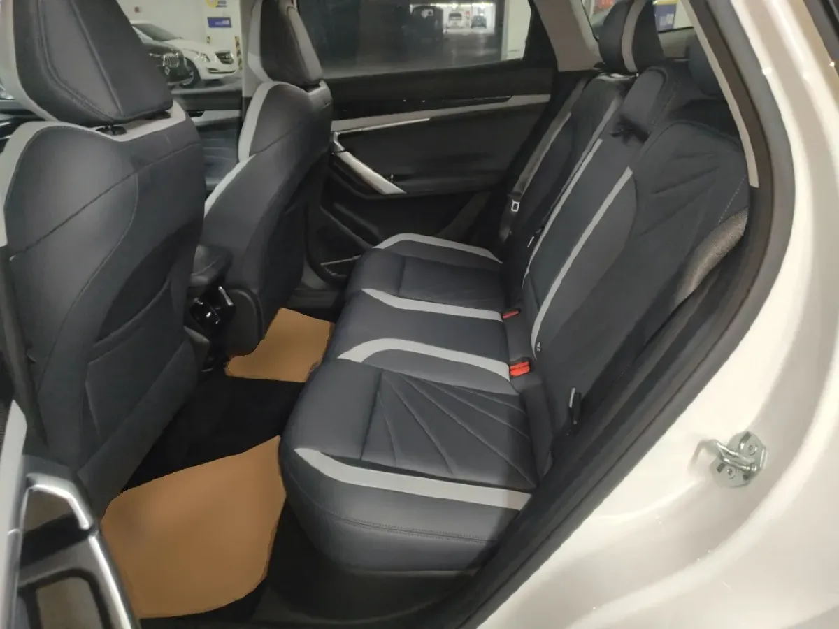 2023 Geely StarRay 1.5T 181HP L4 7DCT,autocango,china used car exporter,china ev exporter,chinese used car exporter,chinese used ev exporter