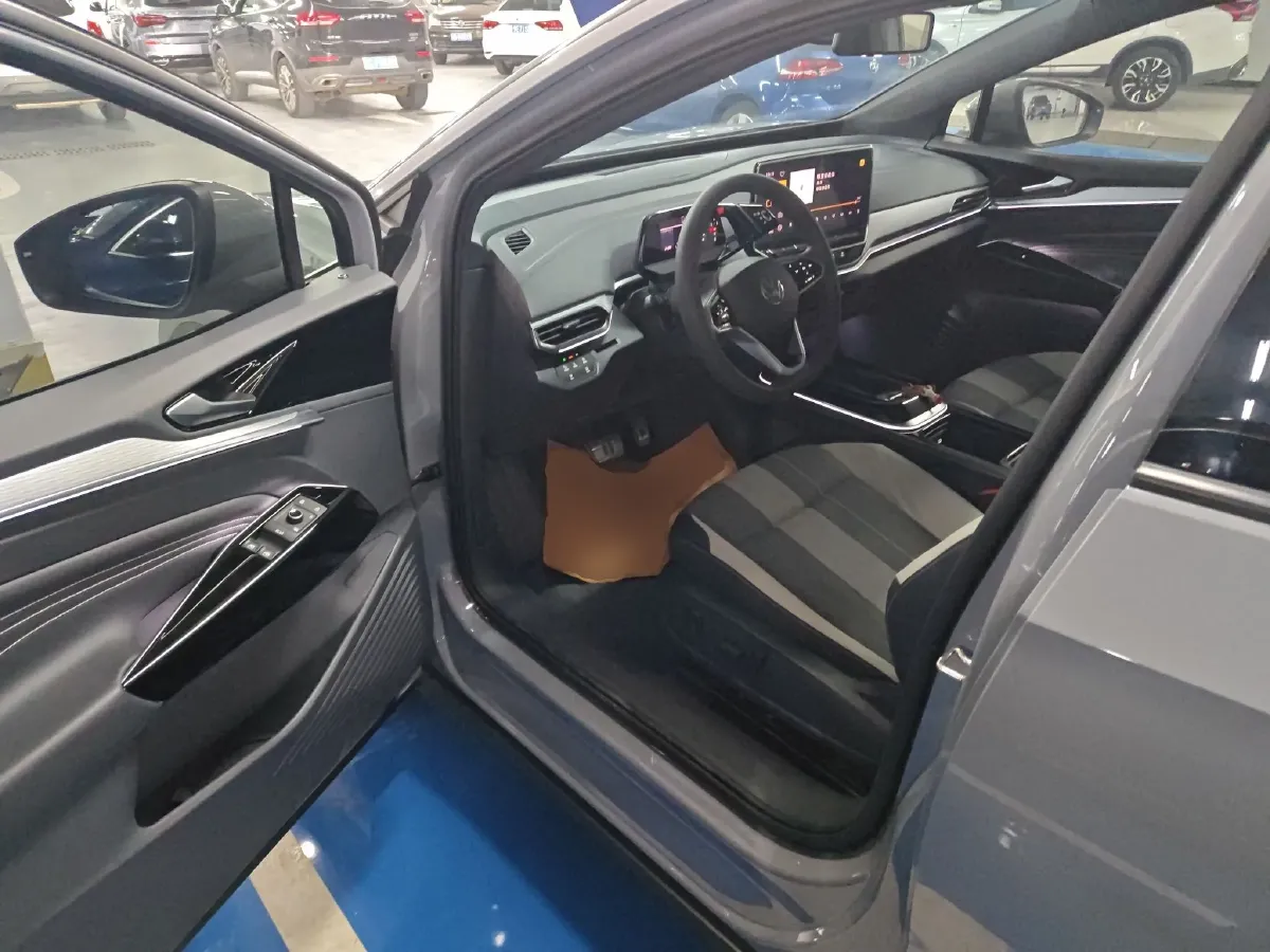 2024 Volkswagen ID.4 Crozz BEV 55.7KWH,autocango,china used car exporter,china ev exporter,chinese used car exporter,chinese used ev exporter