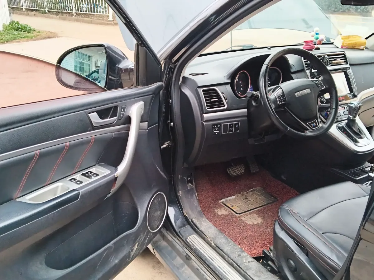 2017 Haval H6 1.5T 150HP L4 6AT,autocango,china used car exporter,china ev exporter,chinese used car exporter,chinese used ev exporter