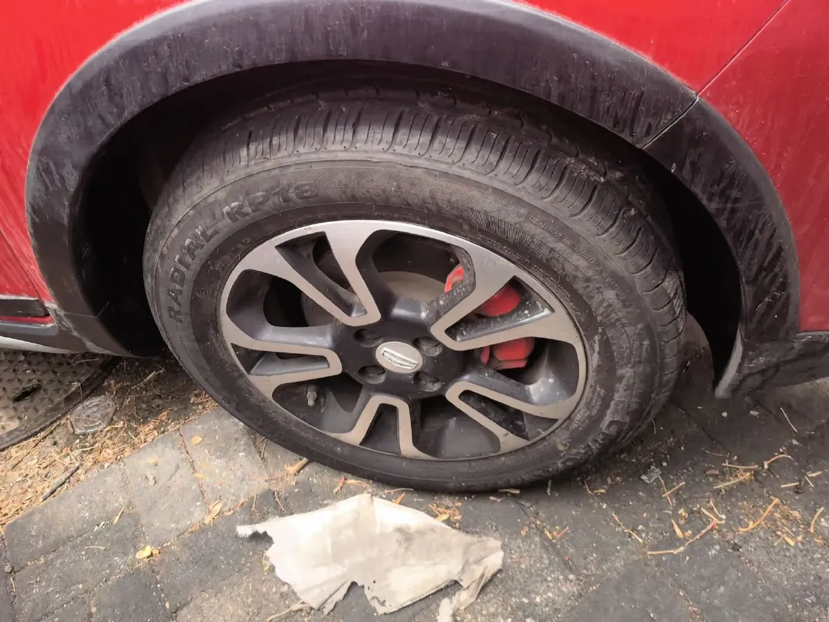 2017 Geely Vision X3 1.5L 102HP L4 4AT,autocango,china used car exporter,china ev exporter,chinese used car exporter,chinese used ev exporter