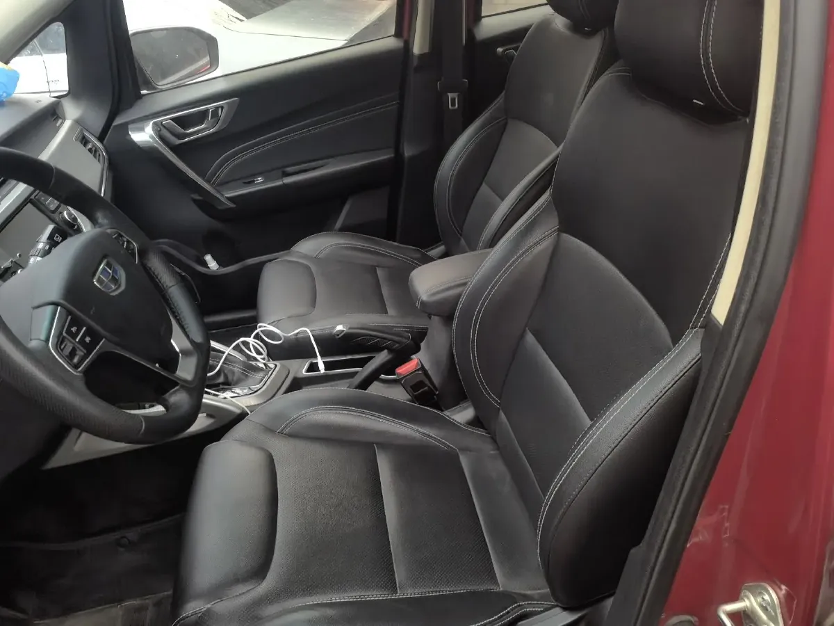 2017 Geely Vision X3 1.5L 102HP L4 4AT,autocango,china used car exporter,china ev exporter,chinese used car exporter,chinese used ev exporter