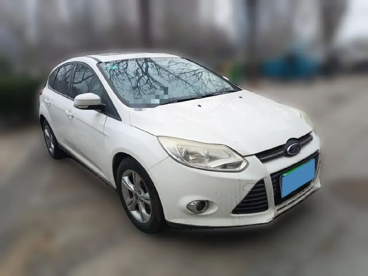2012 Ford Focus 1.6L 125HP L4 6DCT,autocango,china used car exporter,china ev exporter,chinese used car exporter,chinese used ev exporter
