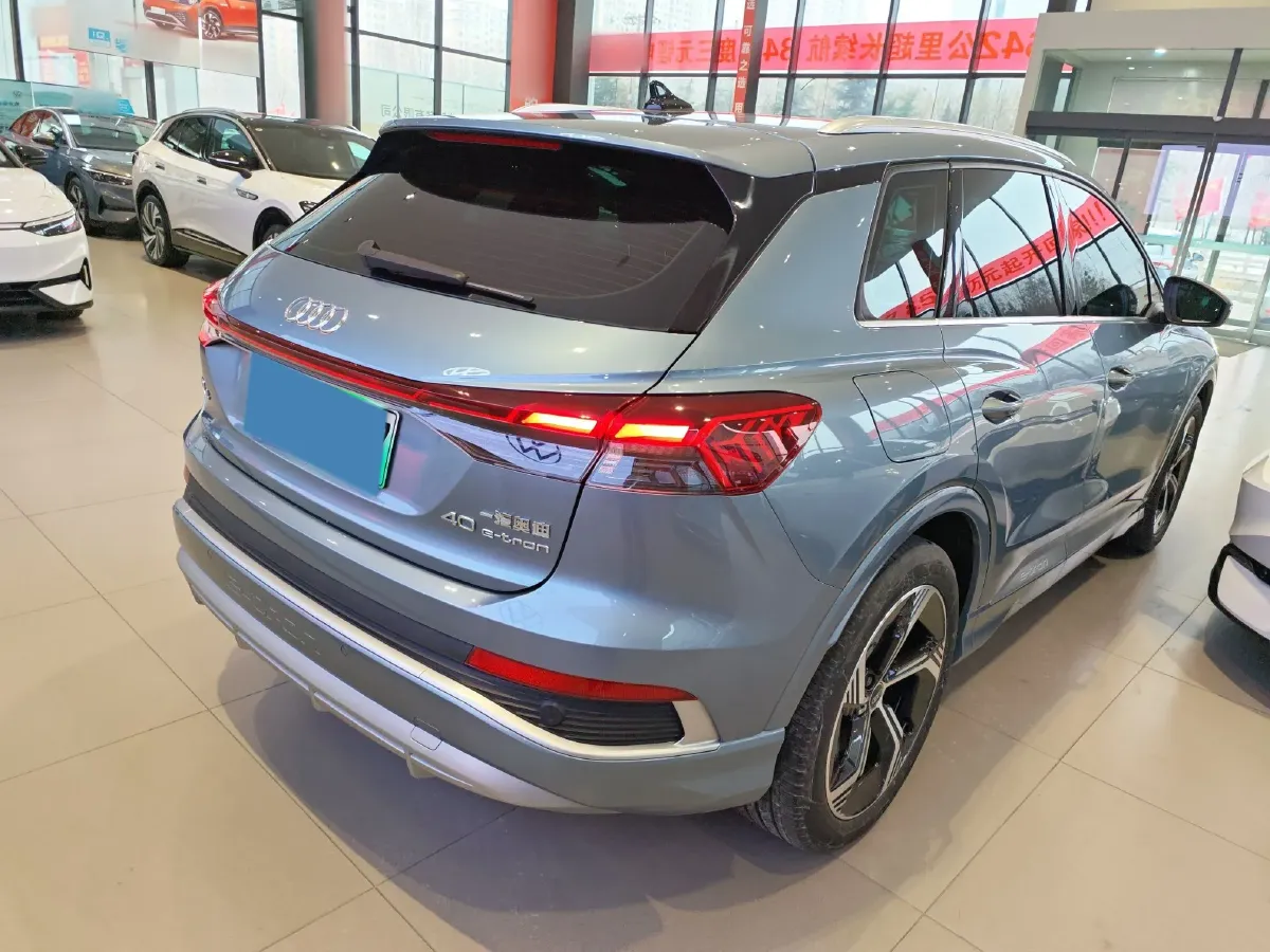 2023 Audi Q4 e-tron BEV 84.8KWH,autocango,china used car exporter,china ev exporter,chinese used car exporter,chinese used ev exporter