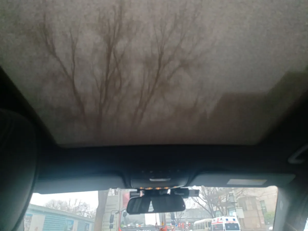 2016 Mercedes-Benz GLC Class 2.0T 211HP L4 9AT,autocango,china used car exporter,china ev exporter,chinese used car exporter,chinese used ev exporter