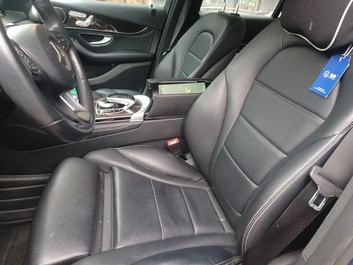 2016 Mercedes-Benz GLC Class 2.0T 211HP L4 9AT,autocango,china used car exporter,china ev exporter,chinese used car exporter,chinese used ev exporter