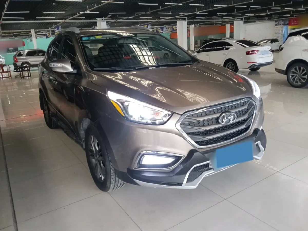 2015 Hyundai ix35 2.0L 165HP L4 6AT,autocango,china used car exporter,china ev exporter,chinese used car exporter,chinese used ev exporter