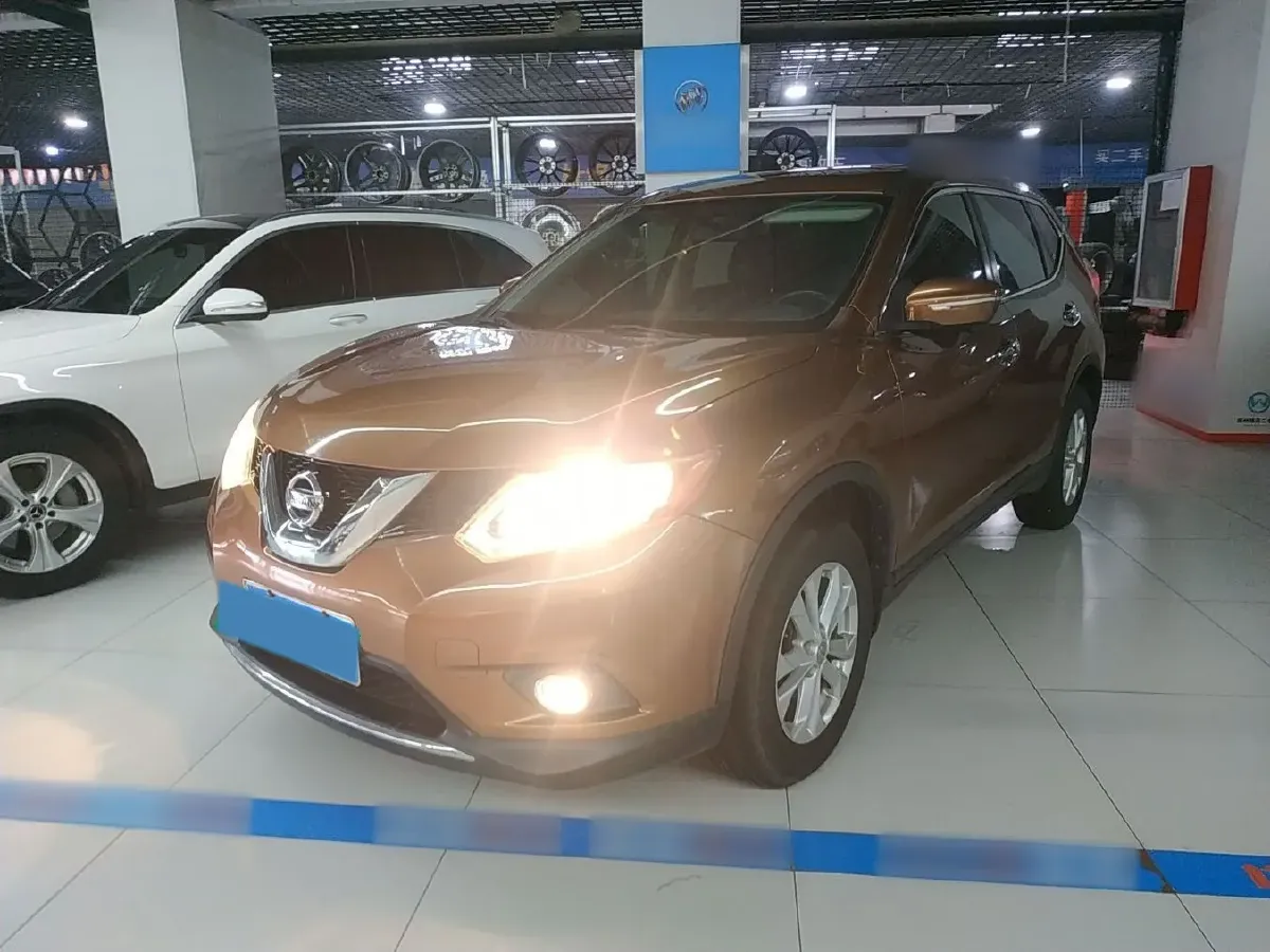 2014 Nissan X-Trail 2.0L 150HP L4 CVT,autocango,china used car exporter,china ev exporter,chinese used car exporter,chinese used ev exporter