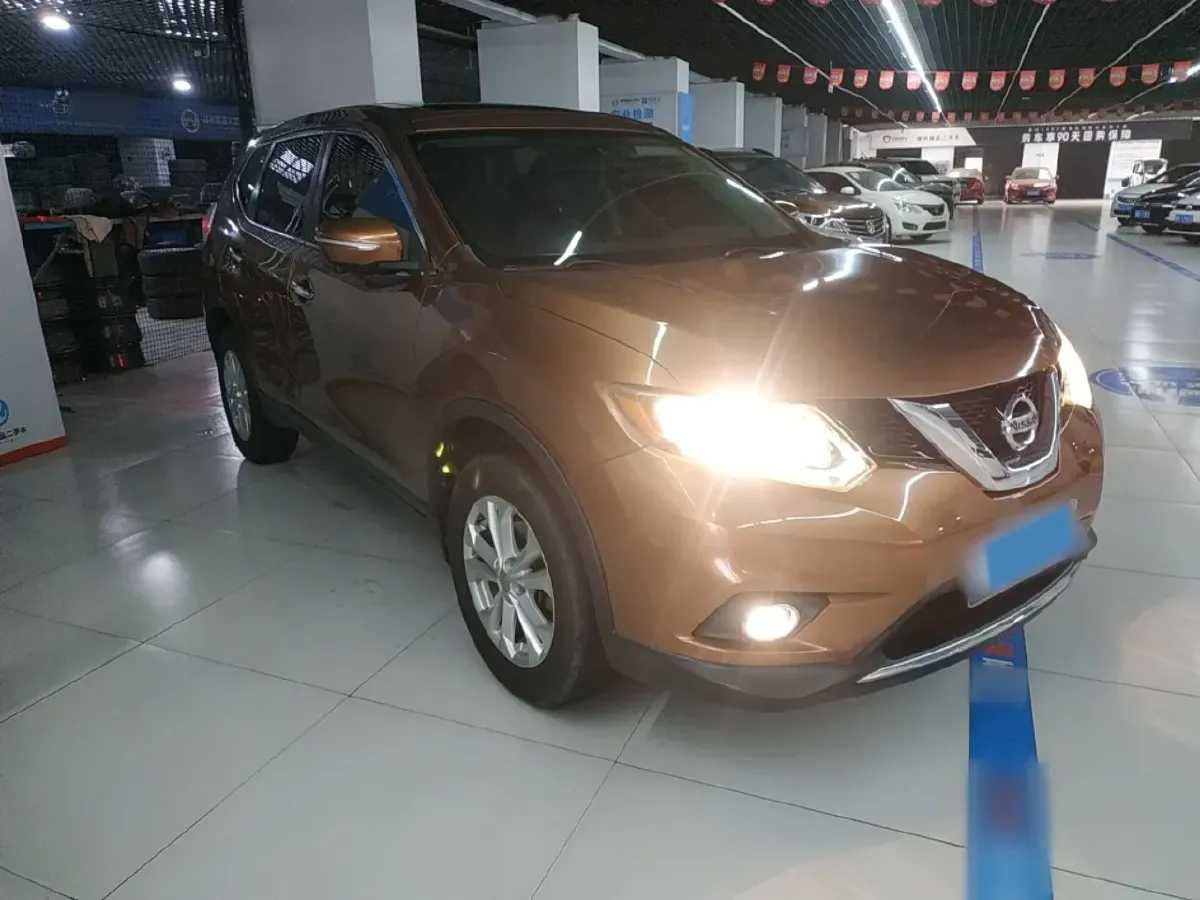 2014 Nissan X-Trail 2.0L 150HP L4 CVT,autocango,china used car exporter,china ev exporter,chinese used car exporter,chinese used ev exporter