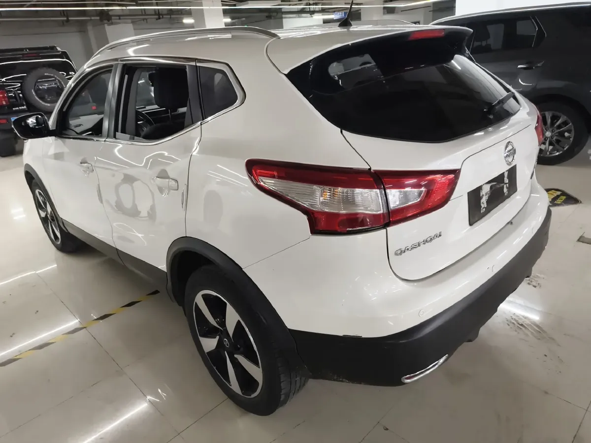 2017 Nissan Qashqai 2.0L 150HP L4 CVT,autocango,china used car exporter,china ev exporter,chinese used car exporter,chinese used ev exporter