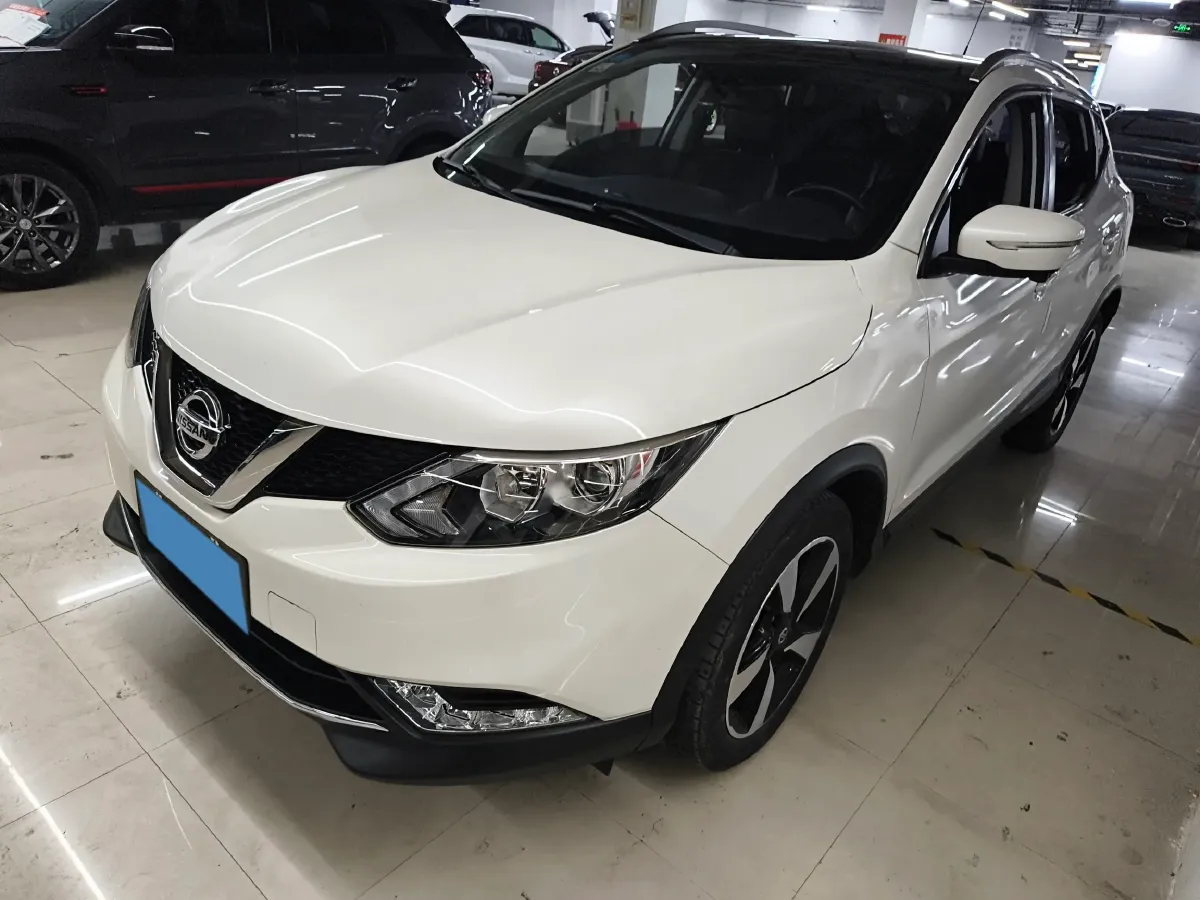 2017 Nissan Qashqai 2.0L 150HP L4 CVT,autocango,china used car exporter,china ev exporter,chinese used car exporter,chinese used ev exporter