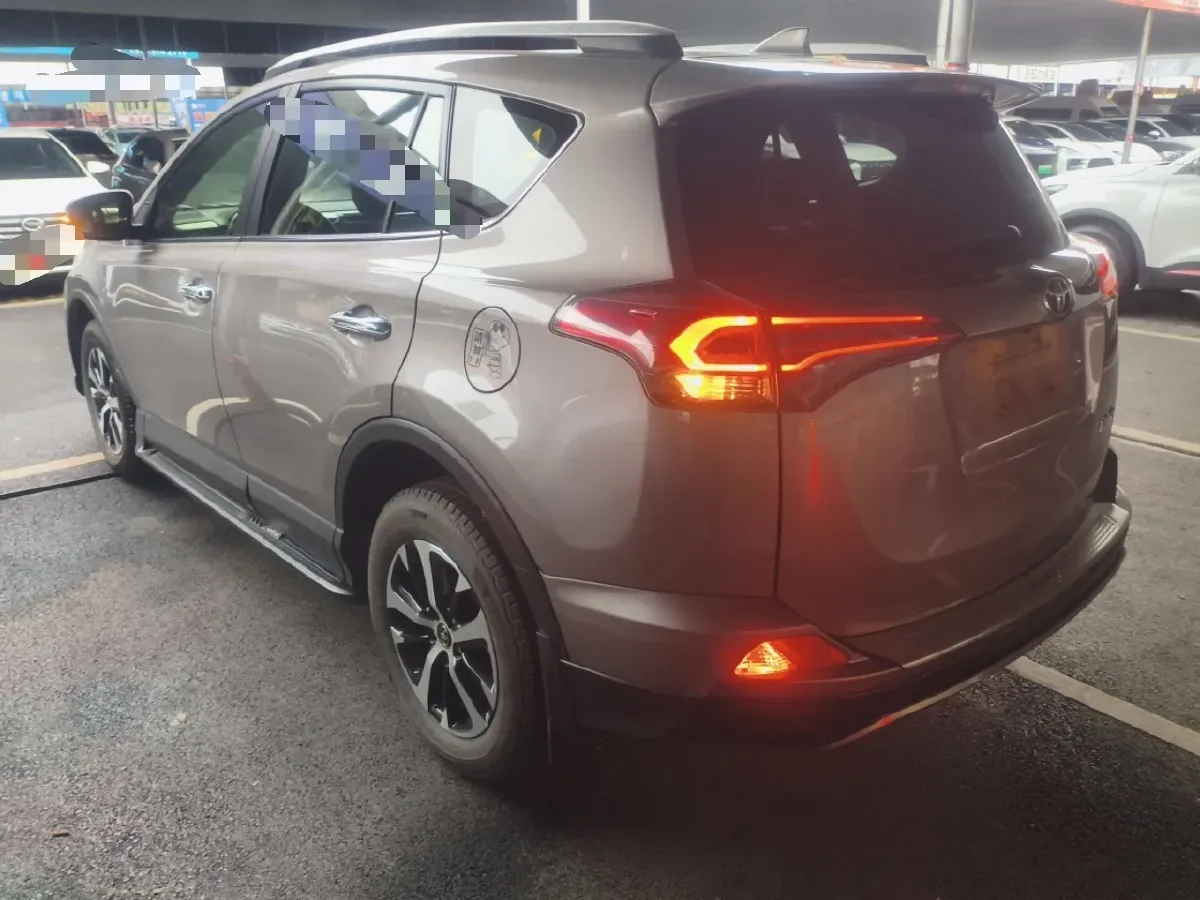 2016 Toyota RAV4 2.0L 151HP L4 CVT,autocango,china used car exporter,china ev exporter,chinese used car exporter,chinese used ev exporter