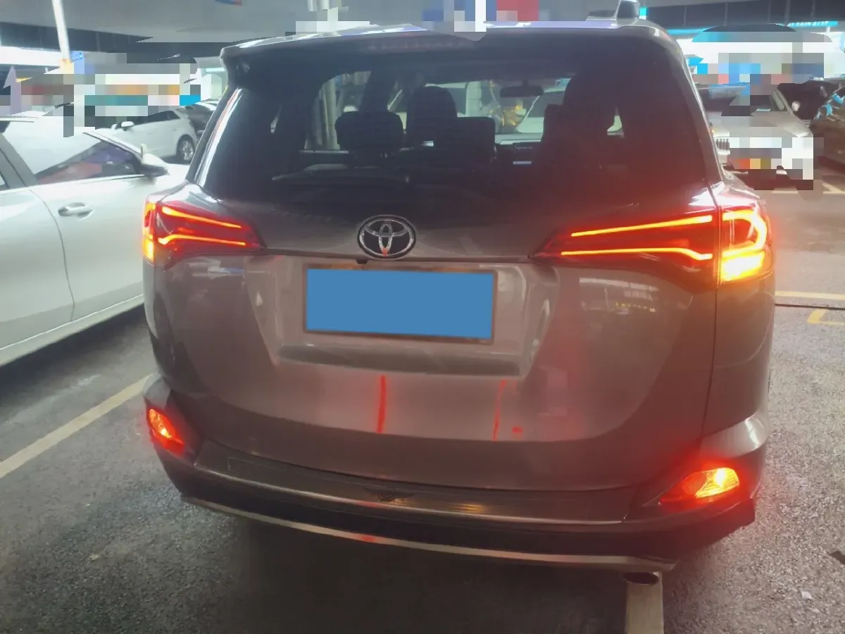 2016 Toyota RAV4 2.0L 151HP L4 CVT,autocango,china used car exporter,china ev exporter,chinese used car exporter,chinese used ev exporter